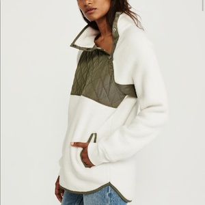 Abercrombie and Fitch Asymmetrical Snap Up Fleece